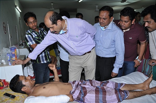 BGMEA Leaders visiting injured workers admitted to Enam Medical College Hospital Savar on 28 April 2013. 